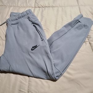 Nike tech fleece pants